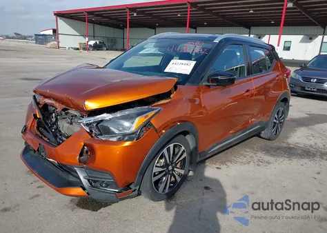2018 Nissan Kicks Sr из США, поврежденный, VIN 3N1CP5CU8JL538165